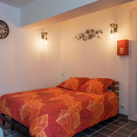 Studio Le Ligerien Saint-Denis-de lʼHôtel Екстериор снимка