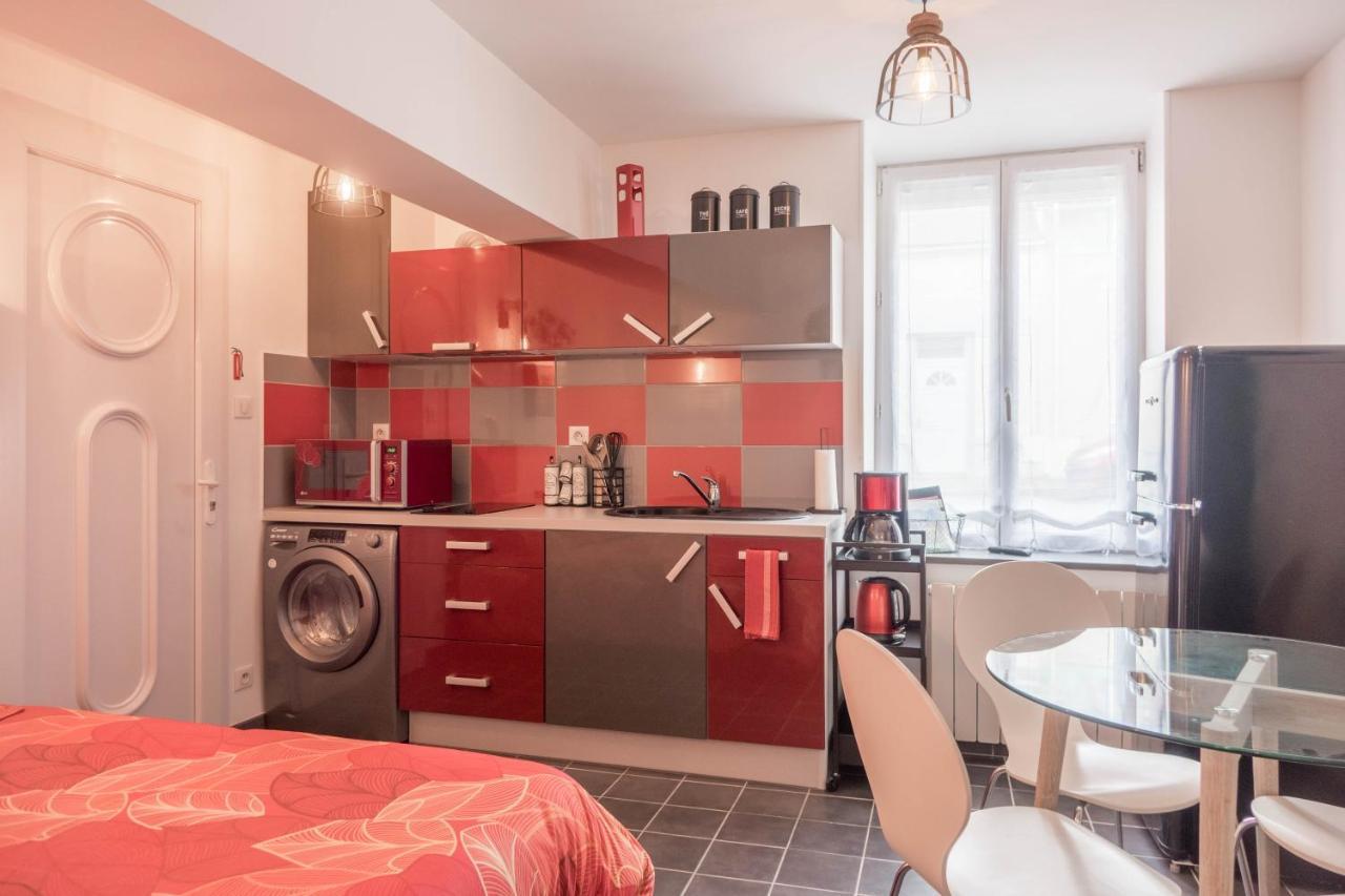 Studio Le Ligerien Saint-Denis-de lʼHôtel Екстериор снимка